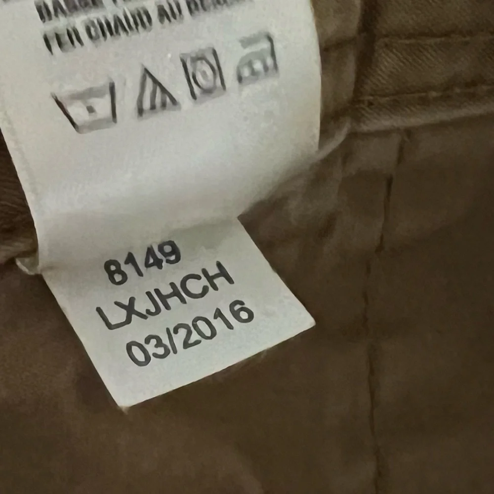 Aeropostale Tan Brown Midi Twill Short Size 8
